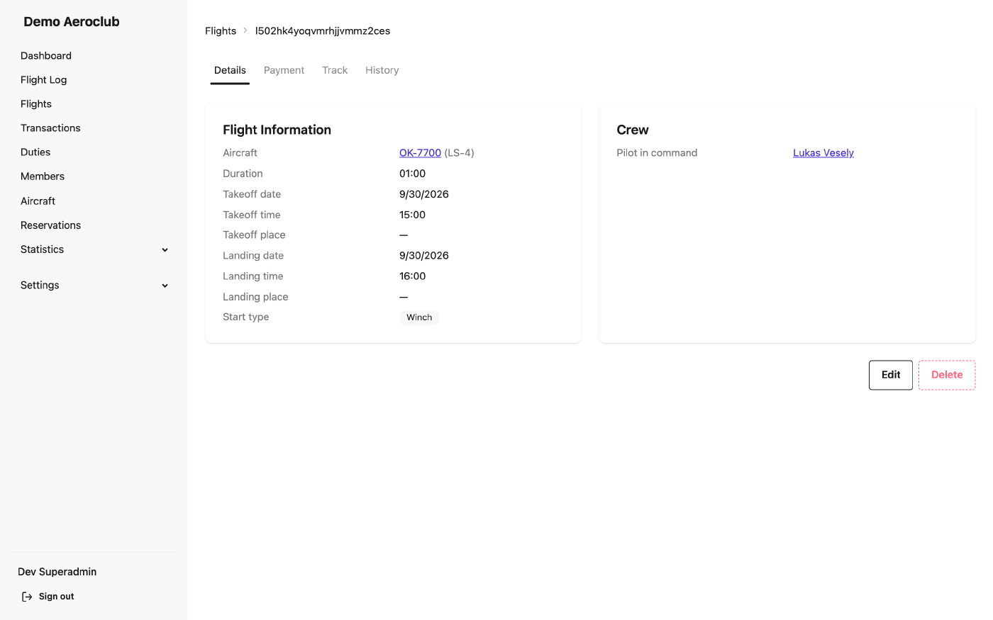 Flight detail with crew and charges