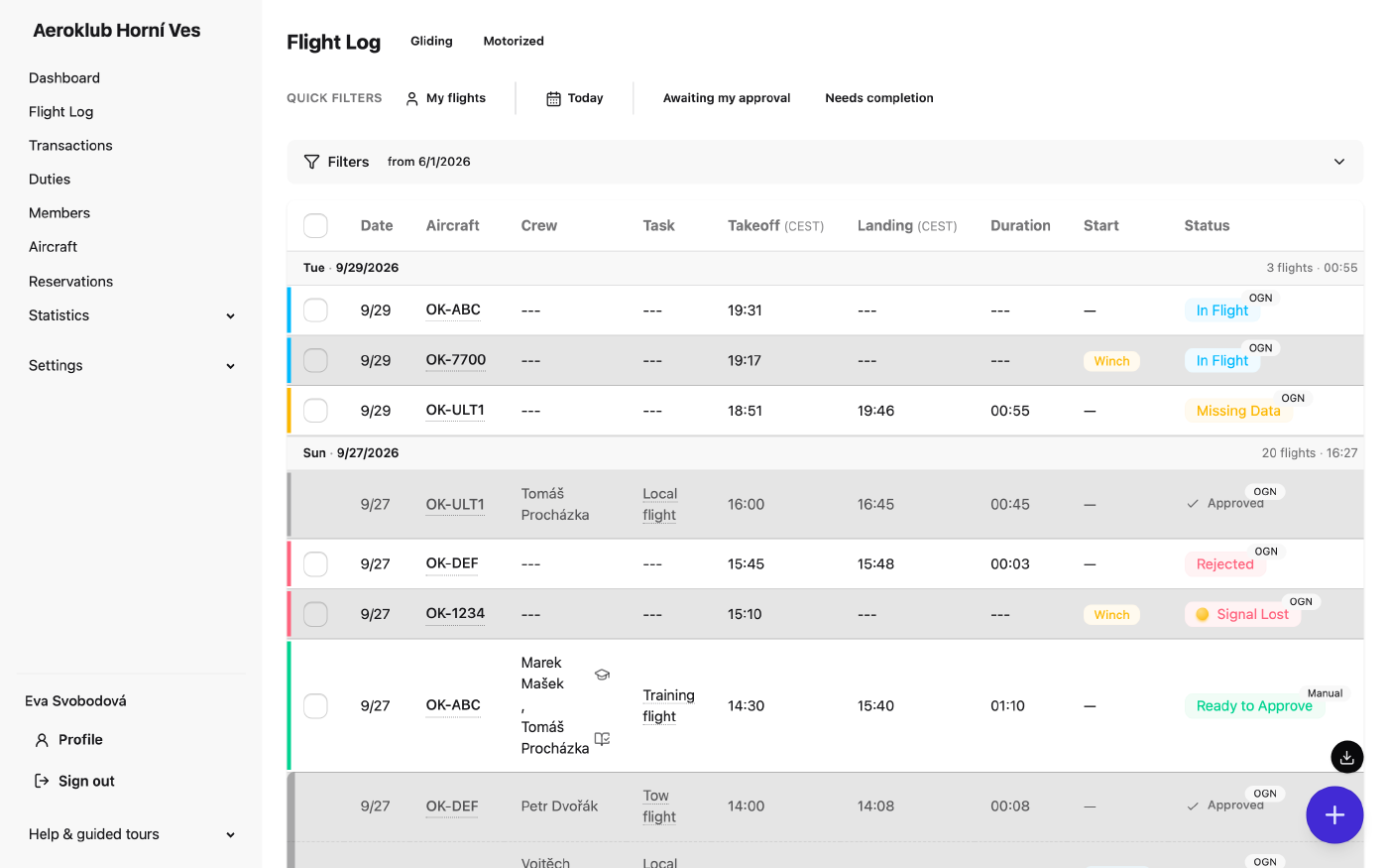 The Flight Log as seen by a reviewer: selection, bulk bar and status edges